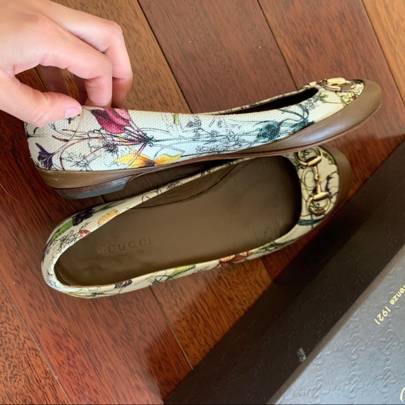 Gucci | Canvas Flora Horse-bit Flats 35 - Picture 8 of 11